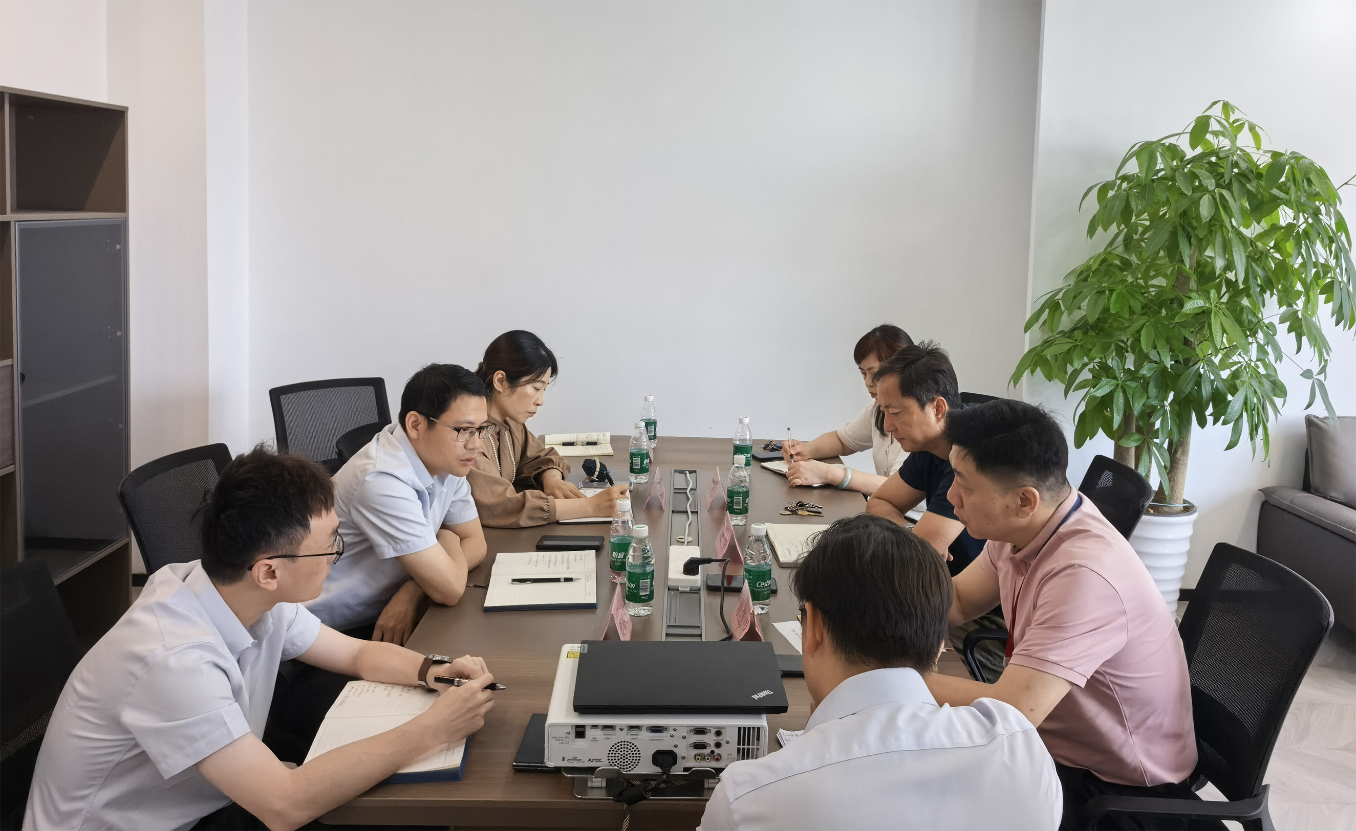 江西兴资咨询公司召开股东调研座谈会